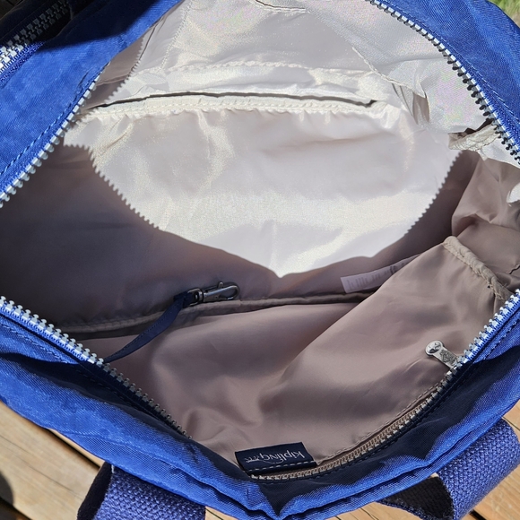 Kipling - Picture 3 of 6